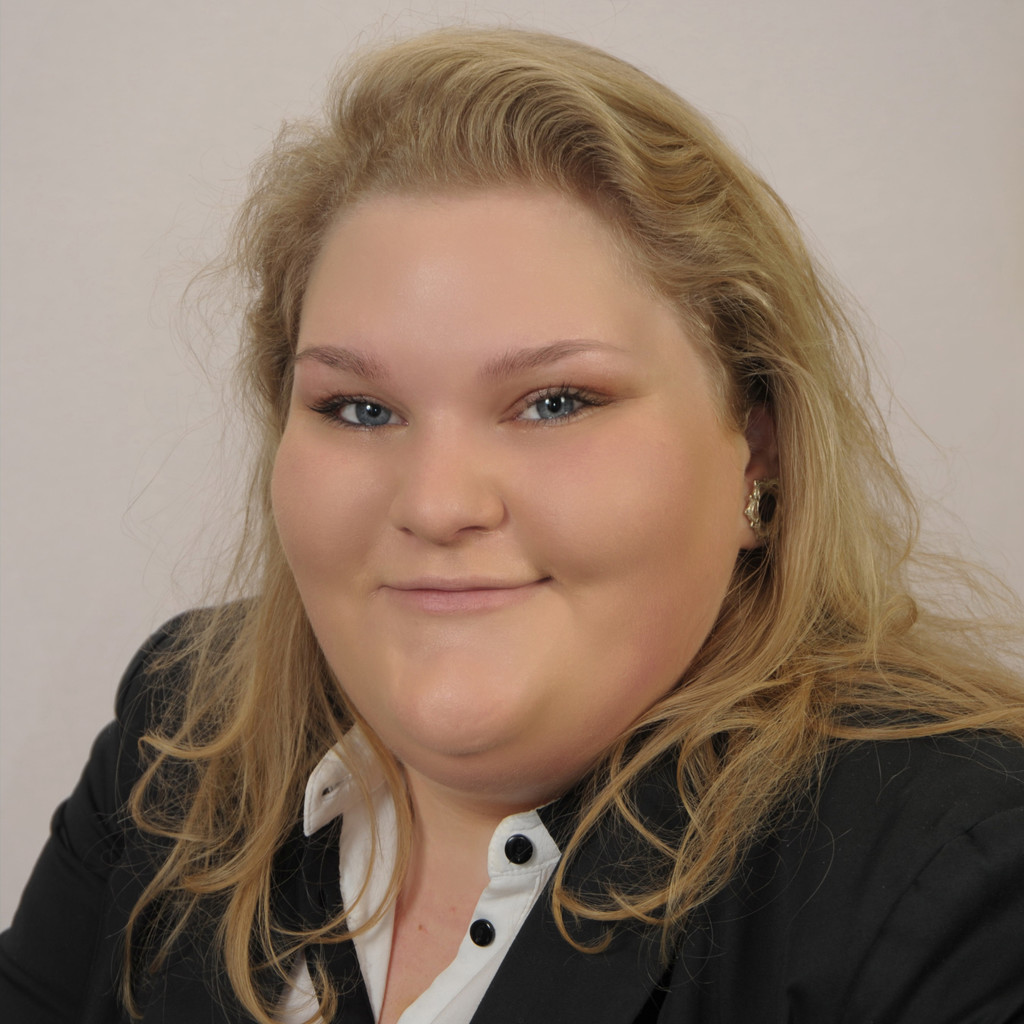 Franziska Riedl Controlling SozialserviceGesellschaft des Bayerischen Roten Kreuzes GmbH XING