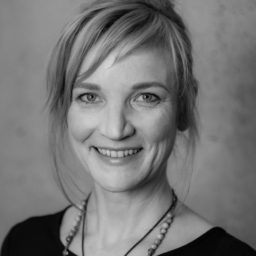 Dr. Ines Lauria