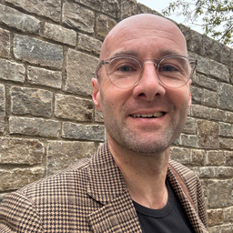 Dr. Stefan Loos