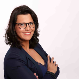 Tina Bialas
