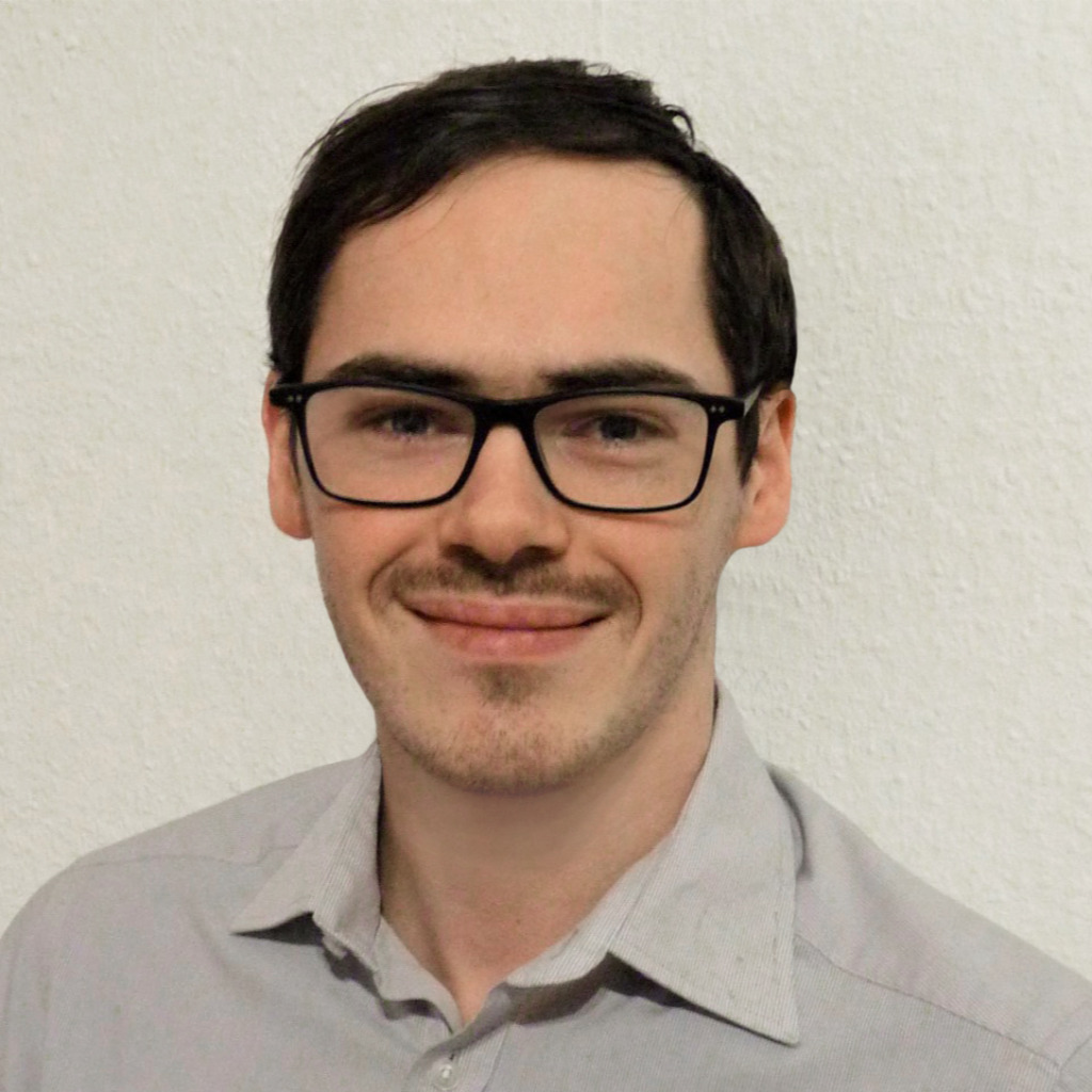 Ian HarcourtSmith Software Developer ZNAPP XING