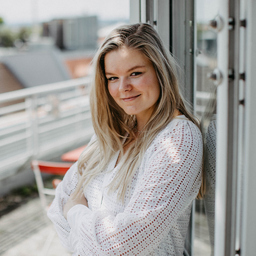 Julia Heymann