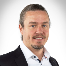 Dr. Andreas Robeck