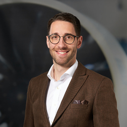 Tobias Decker