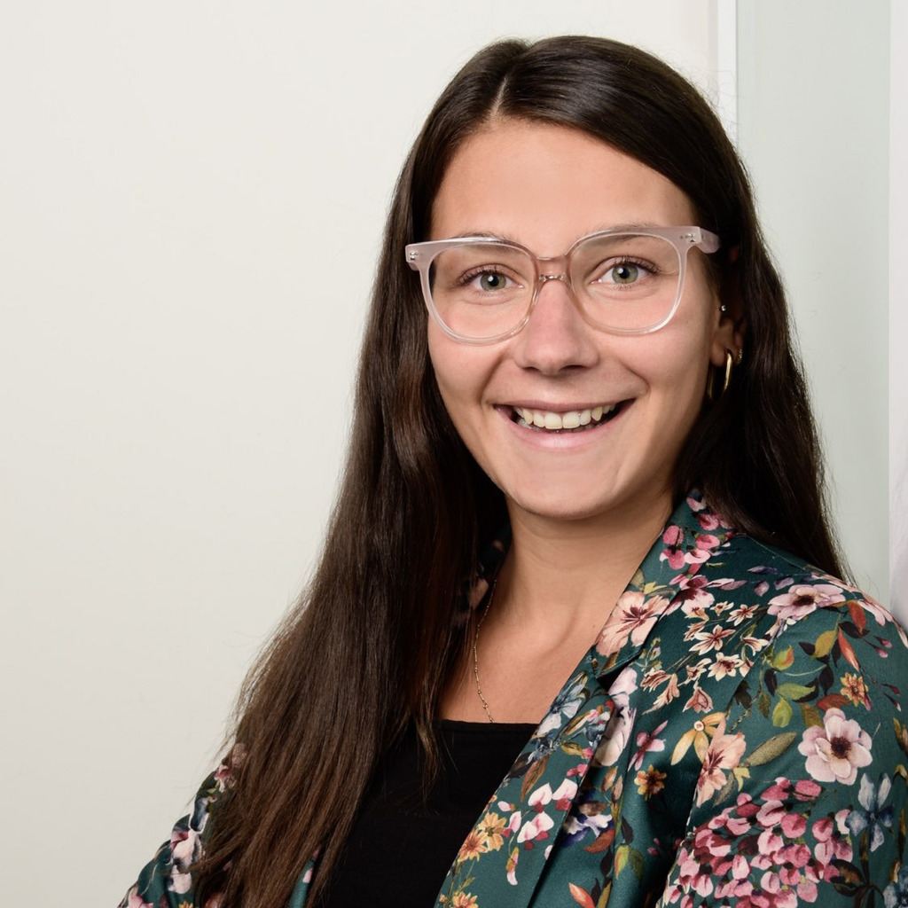 Jennifer Rahn - HR Assistant - arano professional solutions GmbH | XING