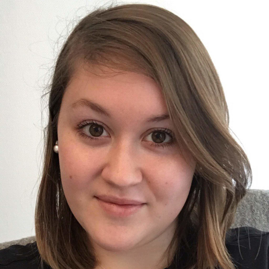 Vanessa Brzezicha Marketing IUBH Internationale Hochschule XING