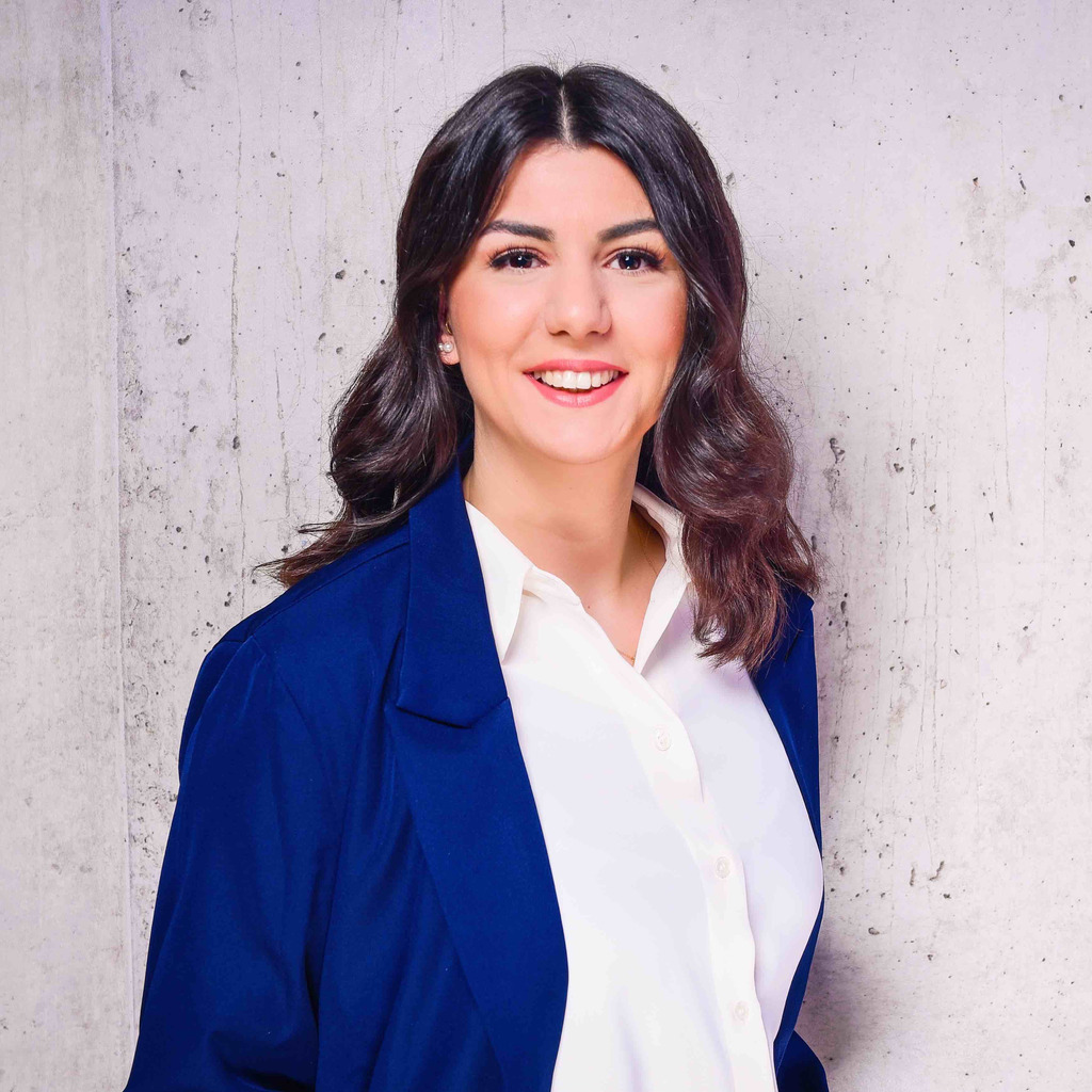 Demet Kaya - Geschäftsführerin - COMPLAC Medienservice GmbH | XING