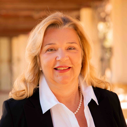 Claudia Harders