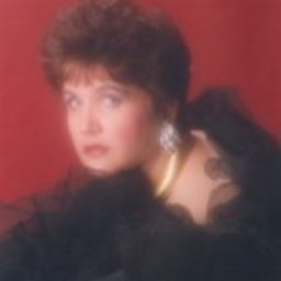 ELIZABETH HoSAM
