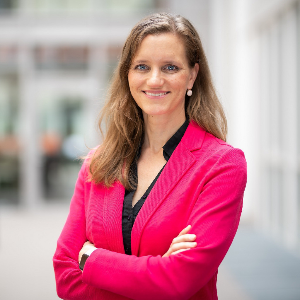 Prof Dr Katrin Löhr Professorin Für Finanzwirtschaft 7488