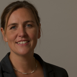 Claudia Dirks