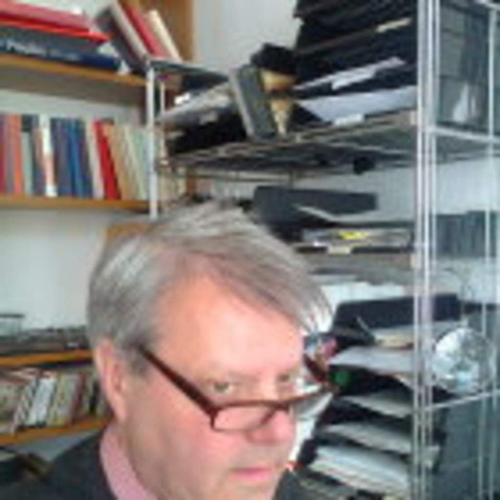 Thomas Hummrich Bezirksleiter Wüstenrot Württembergische XING