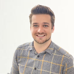 Julian Strauss