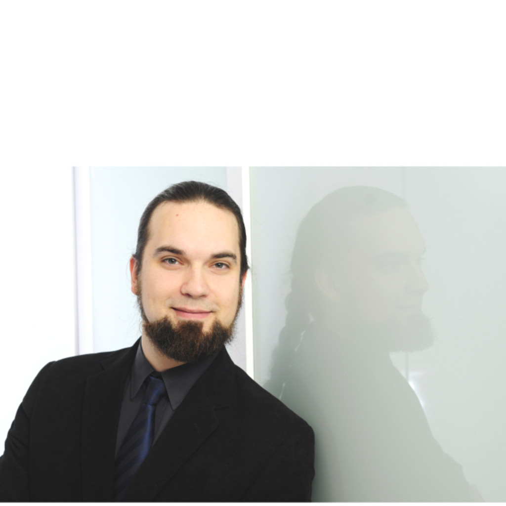 Michael Denkers Senior Project Manager Localization Synthesis