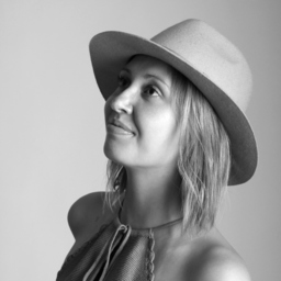 Julia Isaak