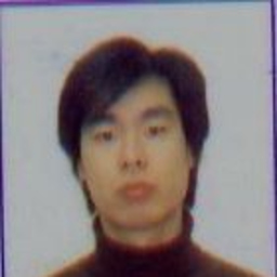 健 刘