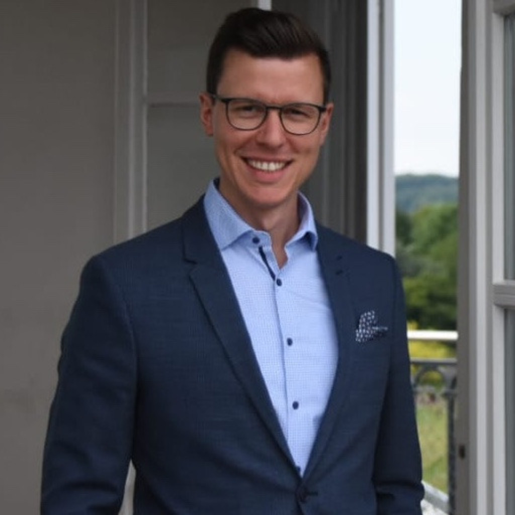 Denis Jacobs Referent Einzel und Konzernabschluss OGE XING