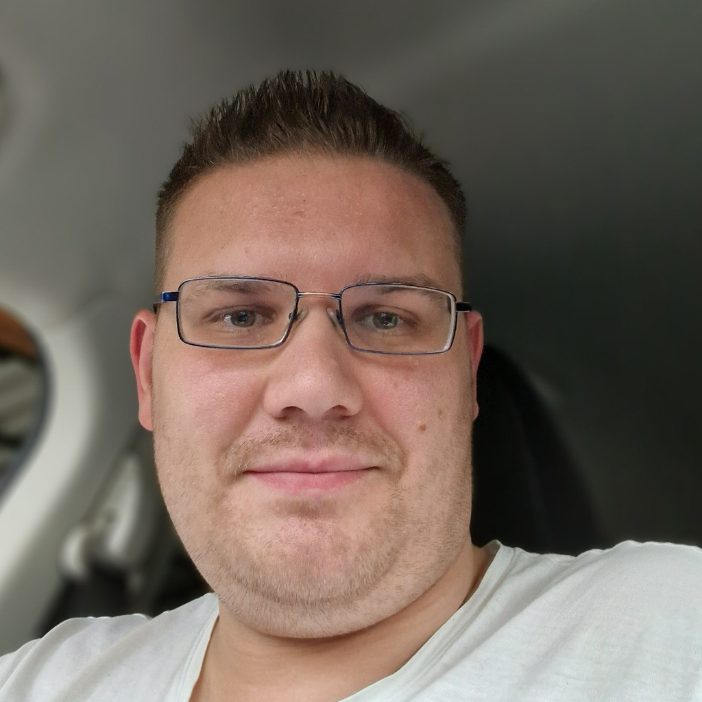 Christian Lach Karosserie und Fahrzeugbaumechaniker Autohaus