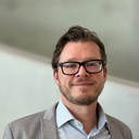 Dr. Marco Greb