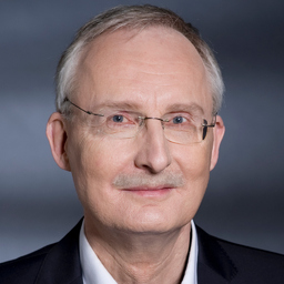 Dr. Torsten Amelung