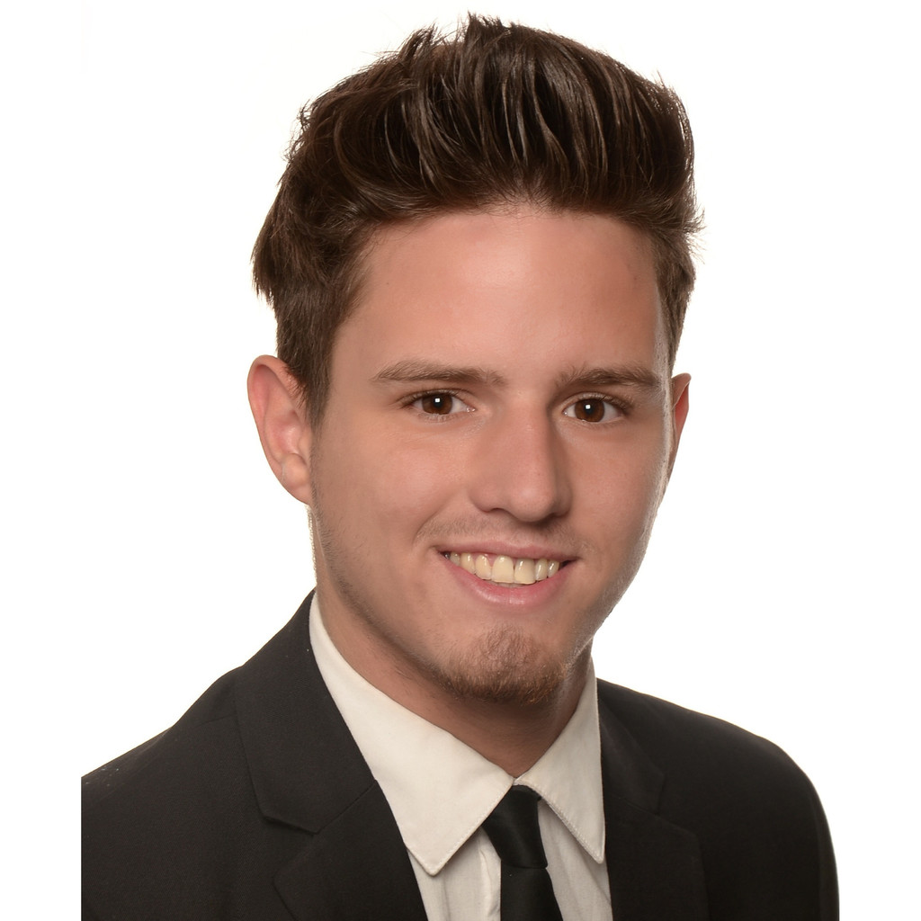 Philipp Kolb Volkswirtschaftslehre / Economics Universität Bayreuth