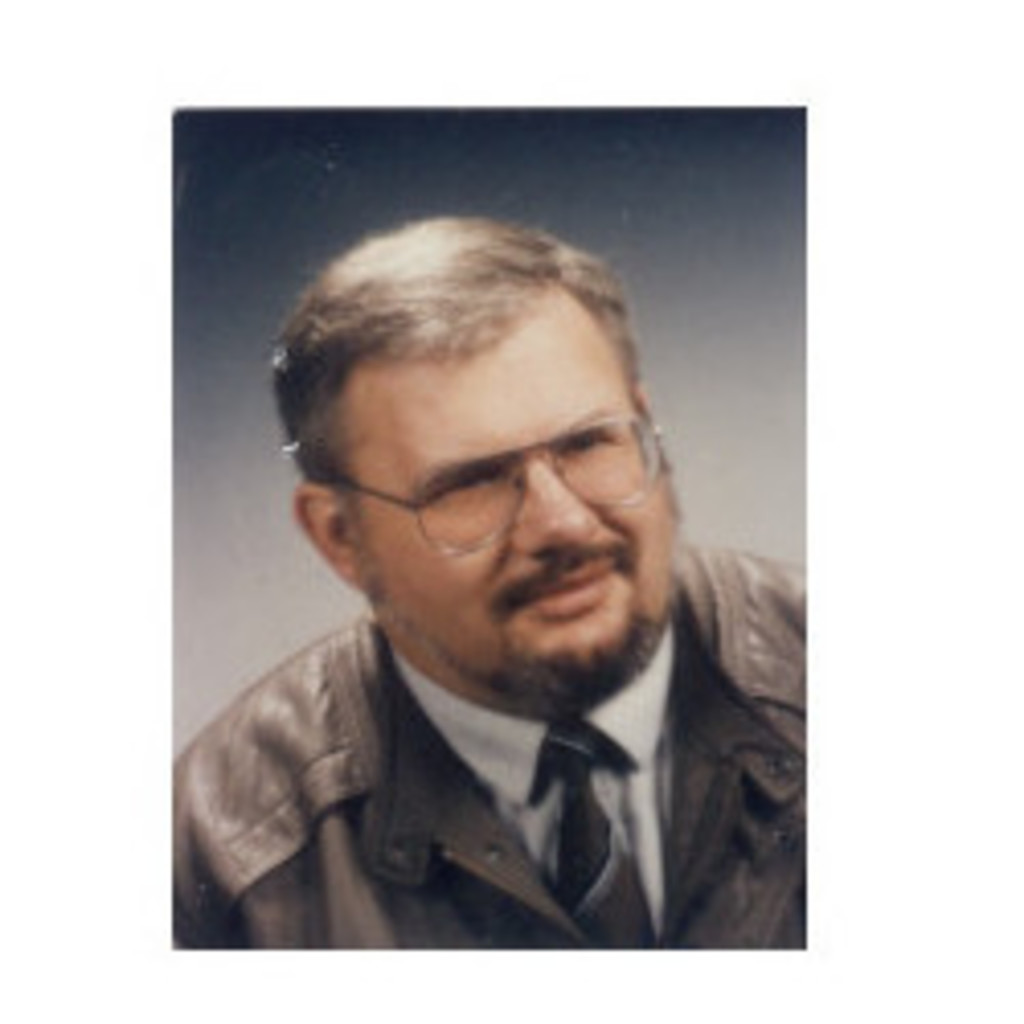 Dipl.Ing. Josef Haring Dipl.Ing. Motor und Getriebeentwicklung XING