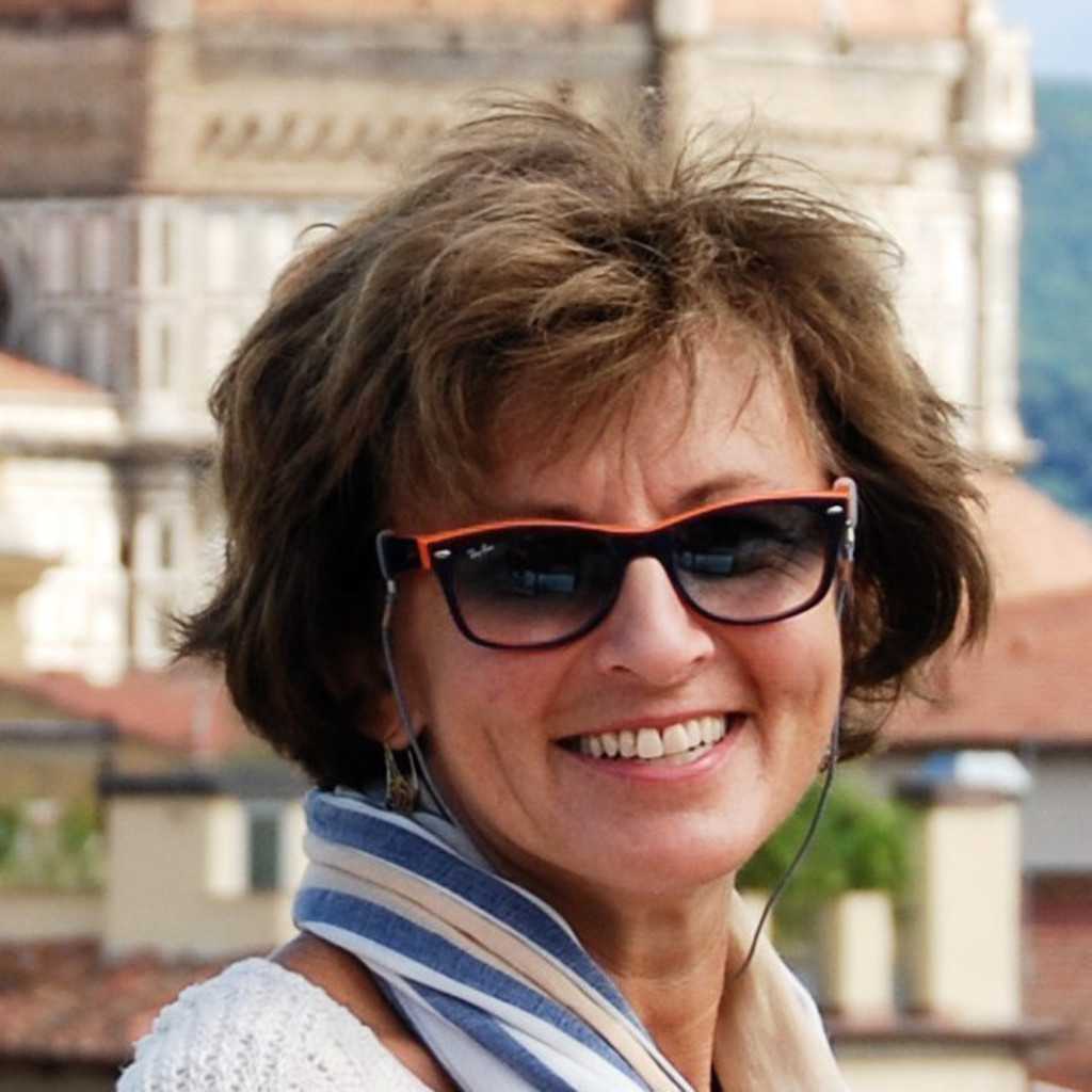 Anna CanonicaSawina CEO Luxury Tuscany Events GmbH XING