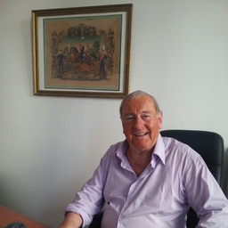 Dr. Eric Langumier