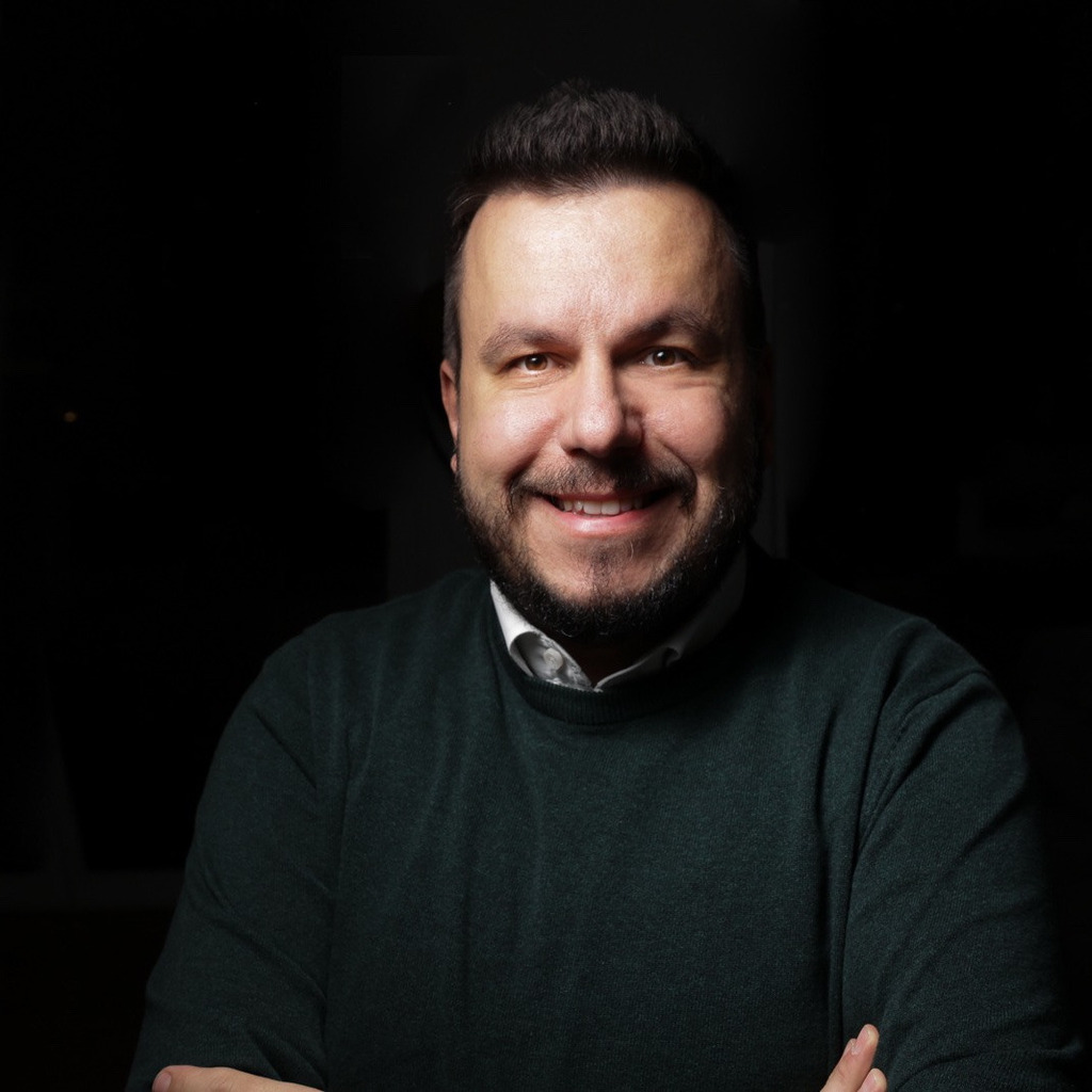 Roman Bauer - Chief Operating Officer - Medical United | XING