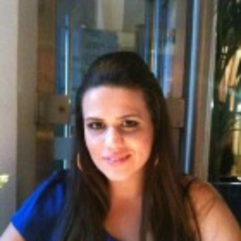 Claudia Avila Senior Recruitment Advisor Ochre House XING