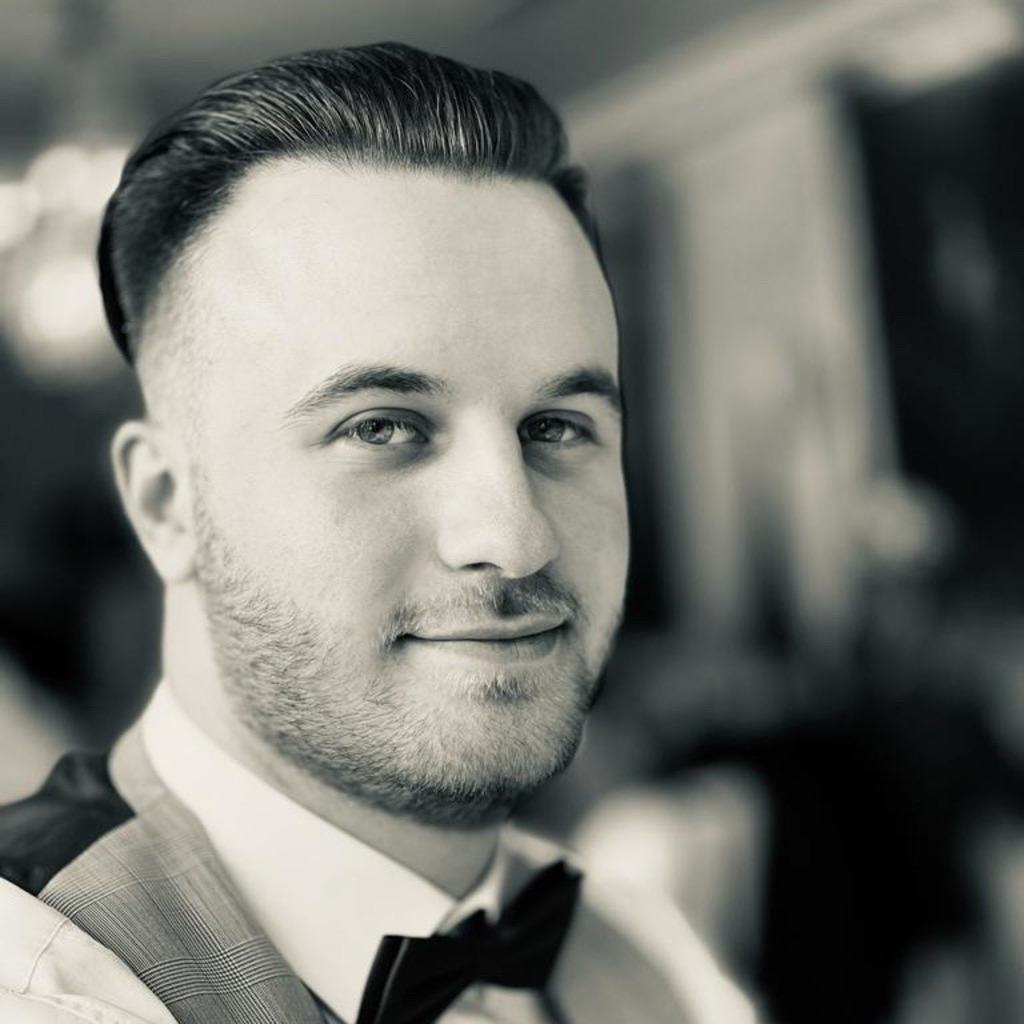 Luca Menonna Finanzassistent SV SparkassenVersicherung XING