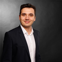 Nikolas Lang