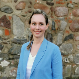 Claudia Große