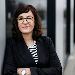 Eva Zapf