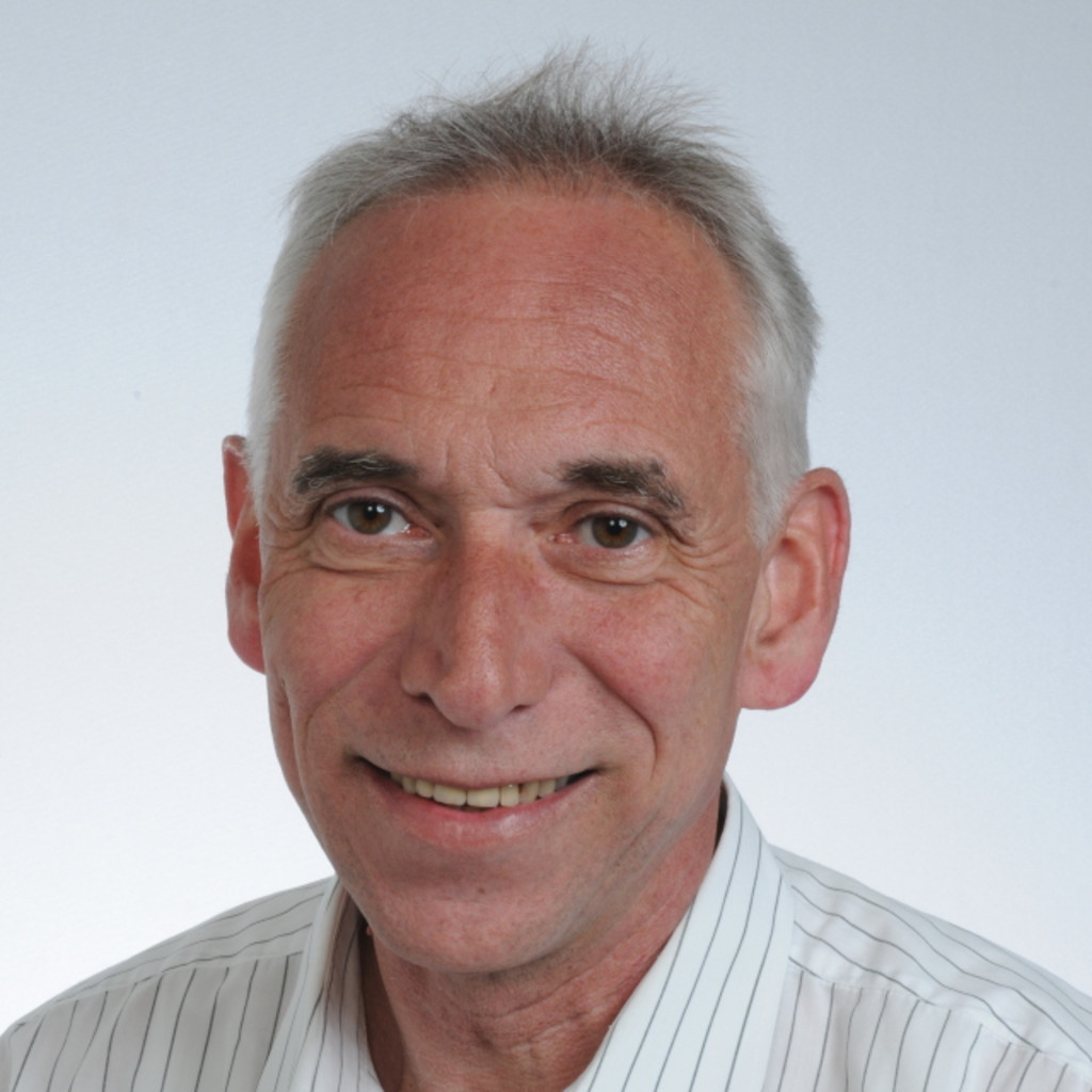 Peter Rüegg Senior Manager Supply Chain and Manufacturing