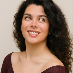 Kiana Yakhchaliha