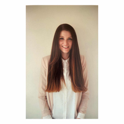 Pauline Lange