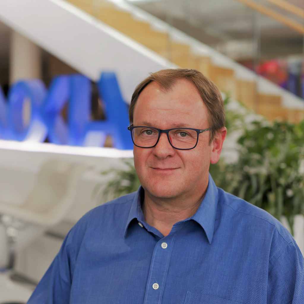 Christo Rossouw Head of SRAN Programs 5G, 4G, 3G & 2G Nokia