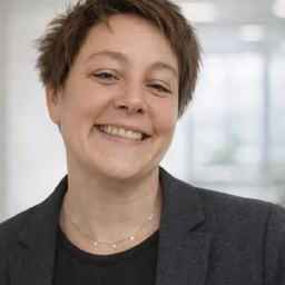 Jacqueline Oestringer