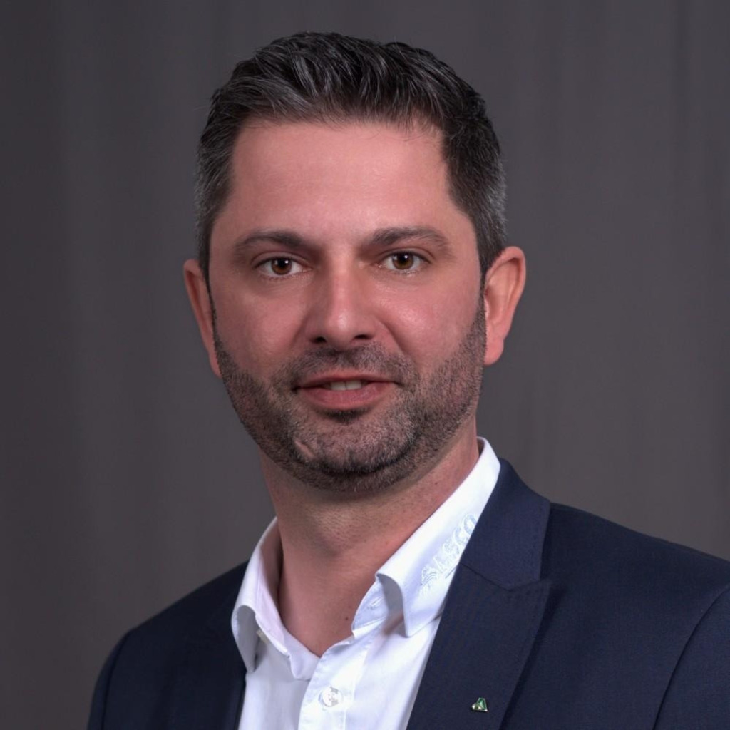 Robert Hoffmann aus Berlin in der Personensuche von Das Telefonbuch