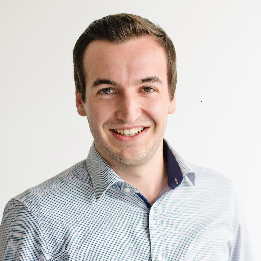 Julian Eberhardt Chief Revenue Officer (CRO) Synabi Business