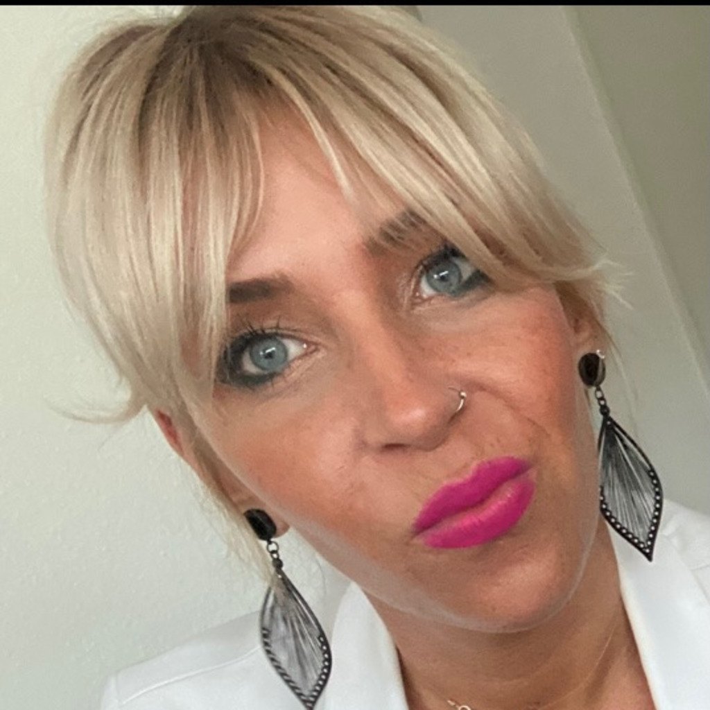 Social Media Profilbild Sabrina Oelsner Duisburg