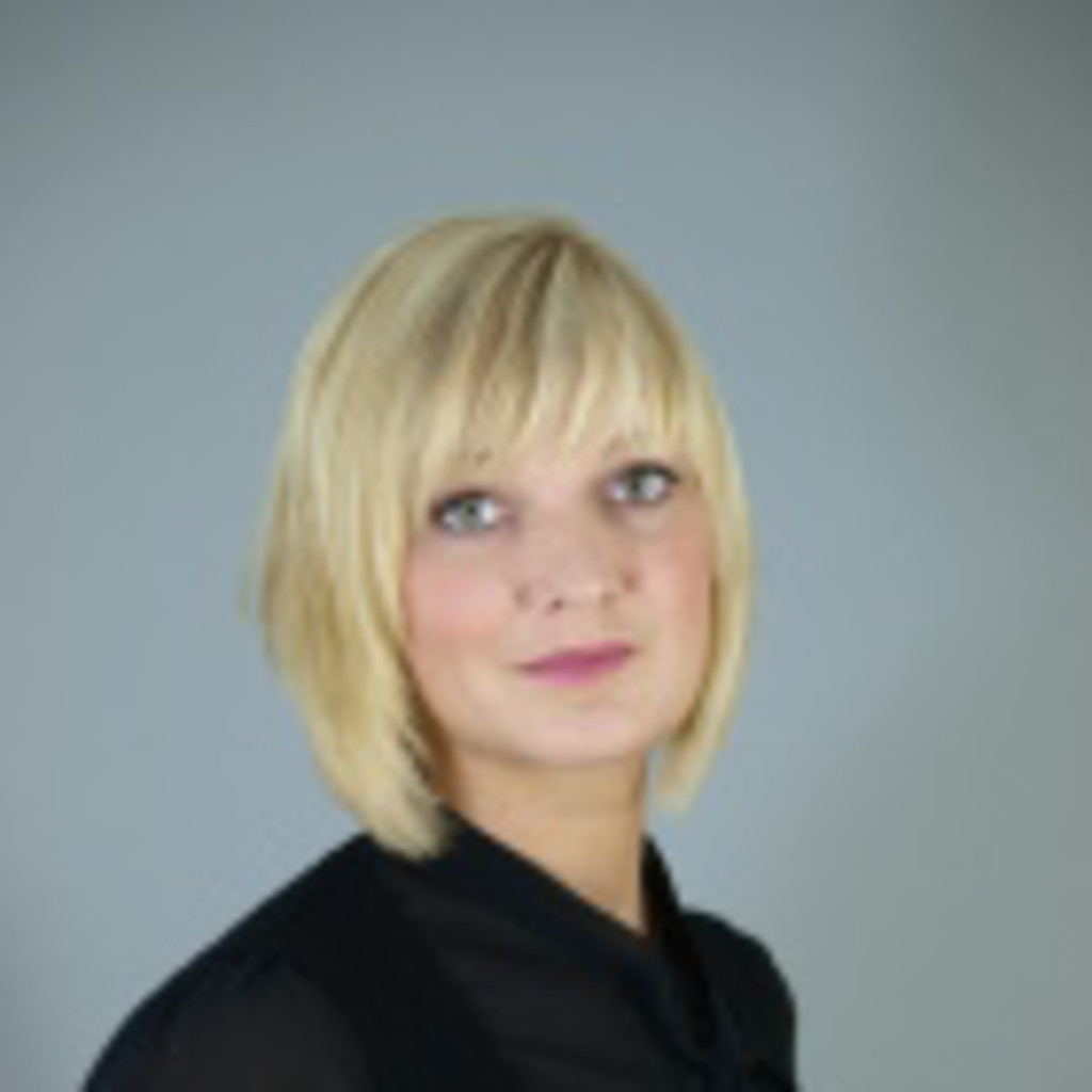 Social Media Profilbild Kristina Schalla Köln
