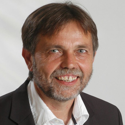 Dr. Walter Stuebecke