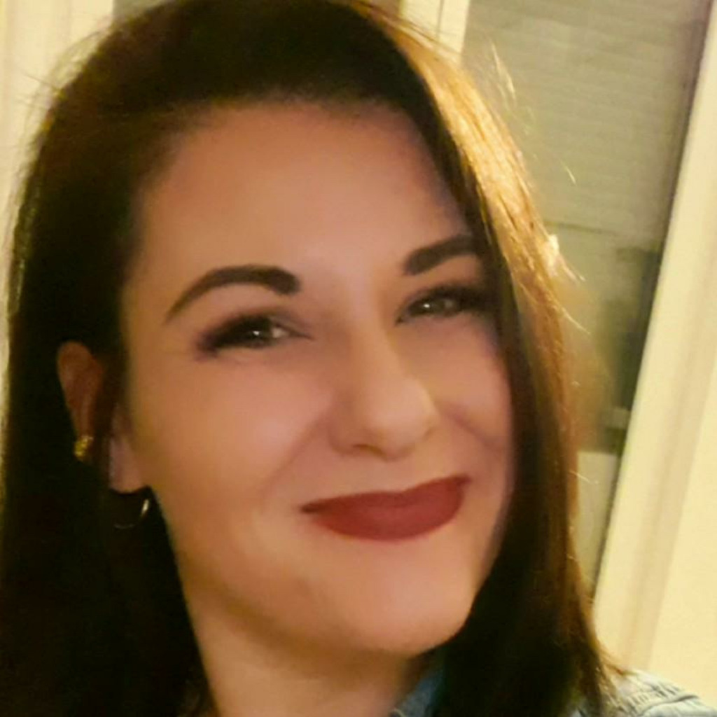 Nicole Eblen Sachbearbeiterin Seefracht Import alpha trans Luft und Seefrachtspedition GmbH Nicole Eblen Sachbearbeiterin Seefracht Import alpha trans Luft und Seefrachtspedition GmbH