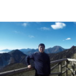 谢 刚