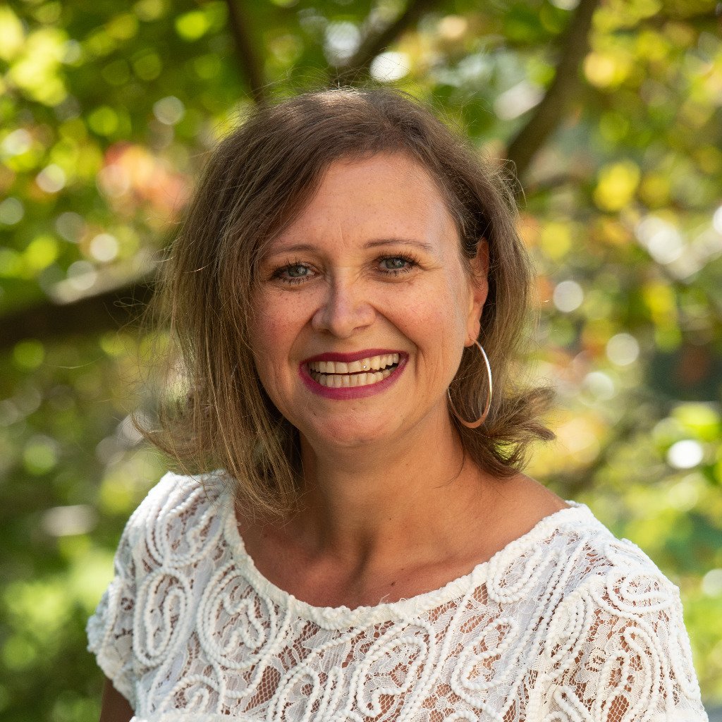 Nadine Hochstetler Marketing Manager Therme Lindau XING