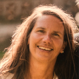 Claudia Marx