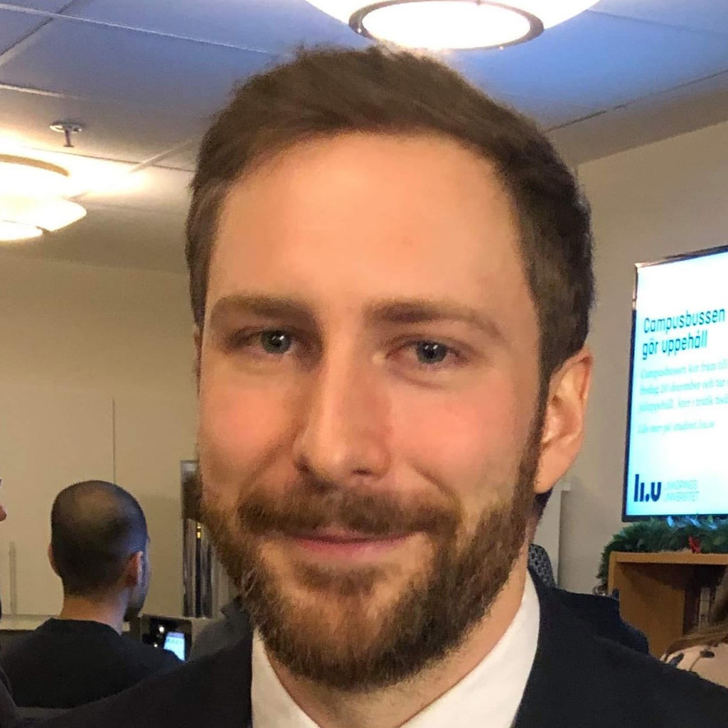 Dr. Christian Busse Data Analysis and Simulation Professional