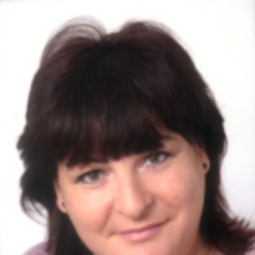 Polina Kovalenko Geschäftsfürerin PKLogistics International XING